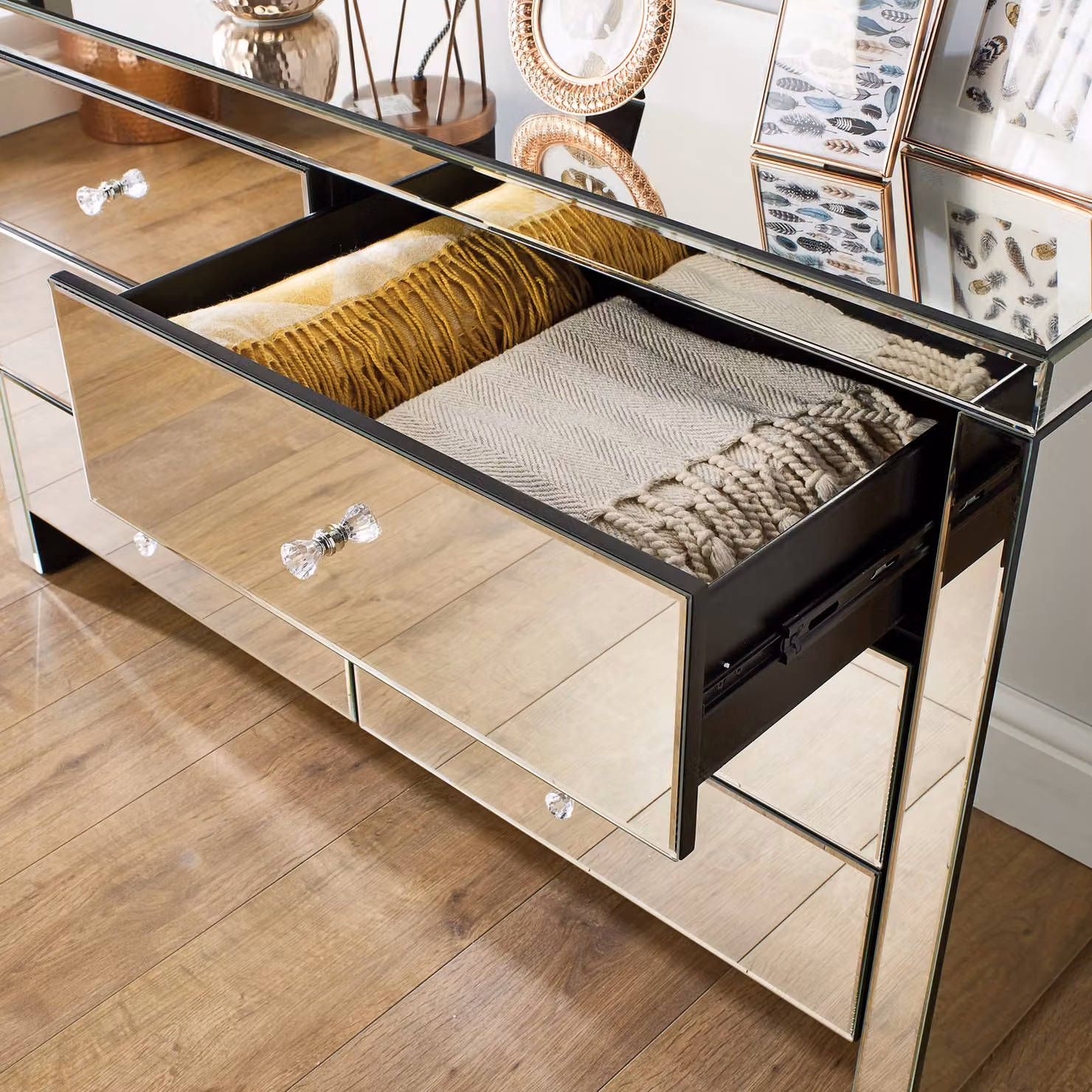 Birlea Seville 4 Drawer Mirrored Chest in Silver – 7