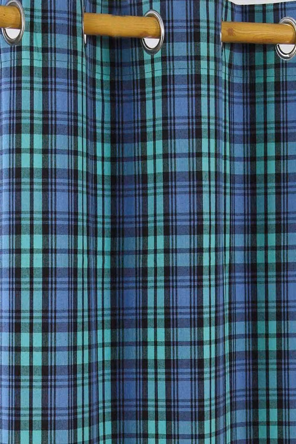 Homescapes Black Watch Tartan Eyelet Curtain Pair in Green and Black, Width: 140 cm, Drop: 229 cm – 2