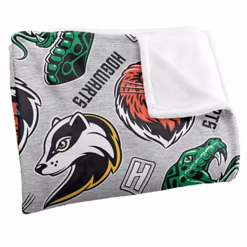 Warner Brothers Harry Potter House Varsity Badges Fleece Blanket, White, W/D/H: 152 x 127 cm – 2
