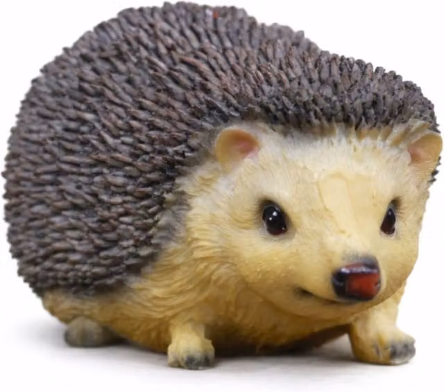 Gifts Direct 2 U Lifelike Woodland Hedgehog Resin Ornament in Brown
