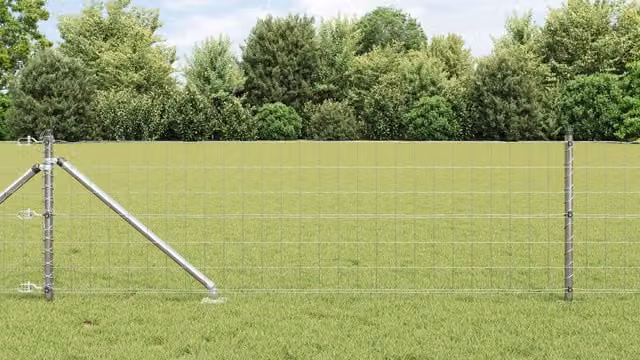 Berkfield Home Euro Fence in Silver Galvanised Steel with 13 Spike Posts, W: 40 cm, L: 50 m