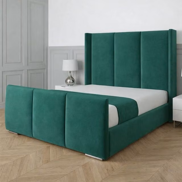 UK Bed Furniture Miami Wingback Upholstered Velvet Bed in Green, Size: 180 x 200 cm