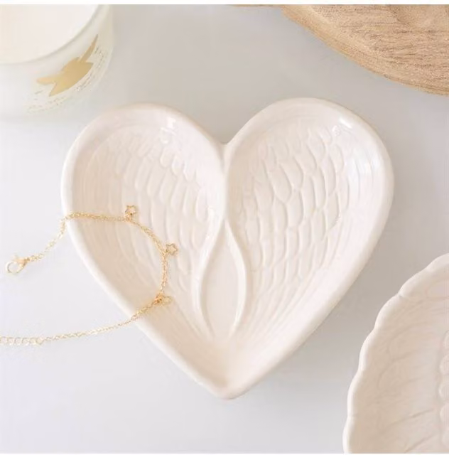 KDMD White Ceramic Angel Wing Heart Trinket Dish – 1
