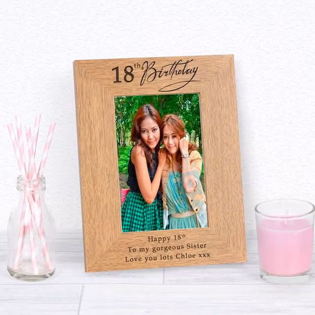 Uniqueful Personalised Happy Birthday Sister Wood Picture Frame, Brown, W/H: 17.8 x 12.7 cm