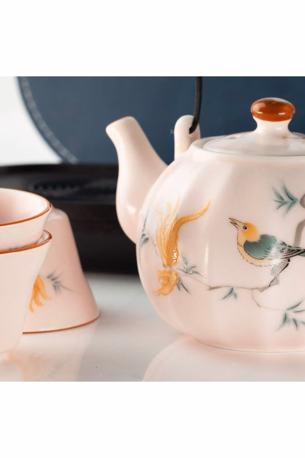 KDMD Pink Vintage Pumpkin Style Ceramic Travel Teapot Set with Four Floral Cups – 3