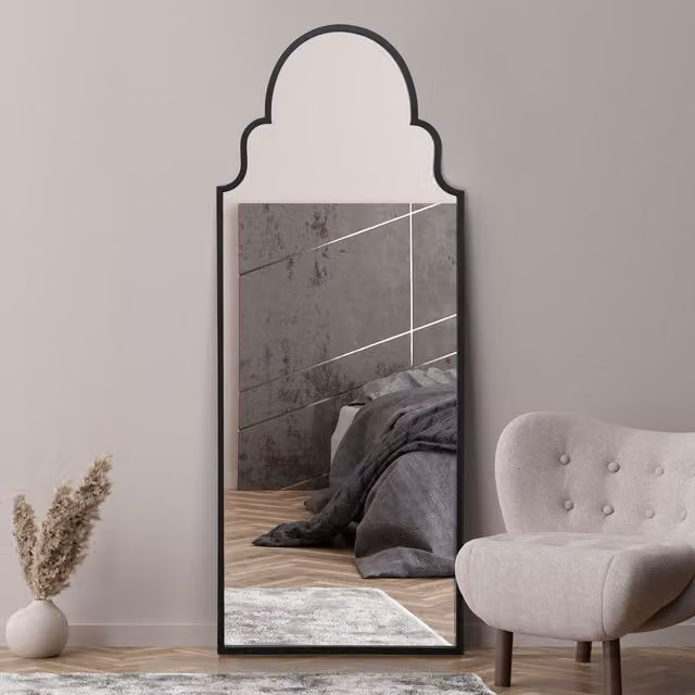 MirrorOutlet Arcus Crown Metal Framed Arch Leaner Wall Mirror in Black, H 180 cm x W 70 cm x D 1 cm