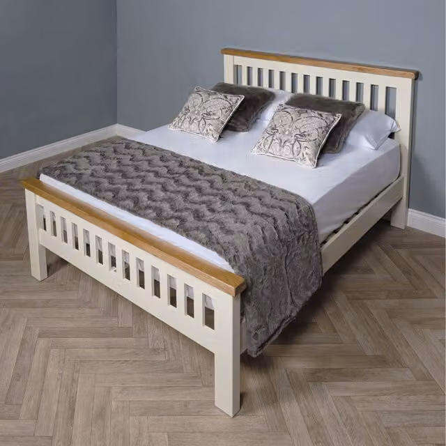 Elm Home And Garden White Lacquered Solid Oak Double Bed Frame 140 x 200 cm