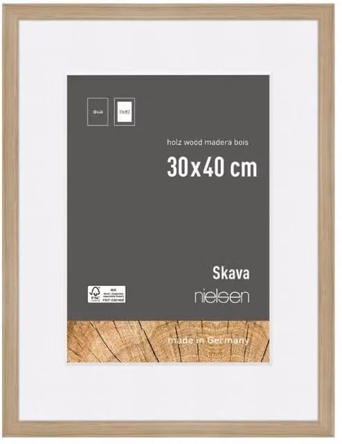Nielsen Design Skava Rectangular Wooden Picture Frame with Glass Front in White or Brown, W/H: 30 x 40 cm – 1