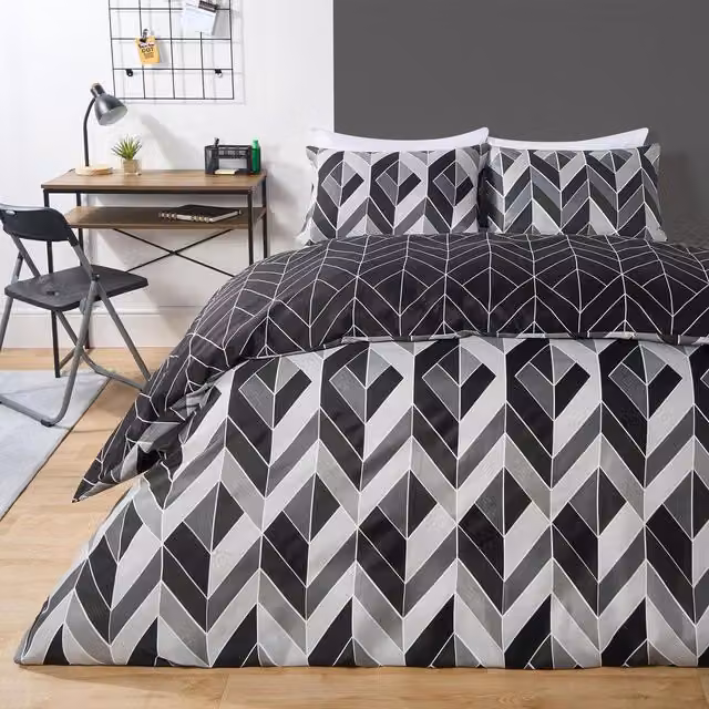 OHS Geo Chevron Reversible Duvet Cover and Pillowcase Set, Grey, W: 200 cm x H: 200 cm