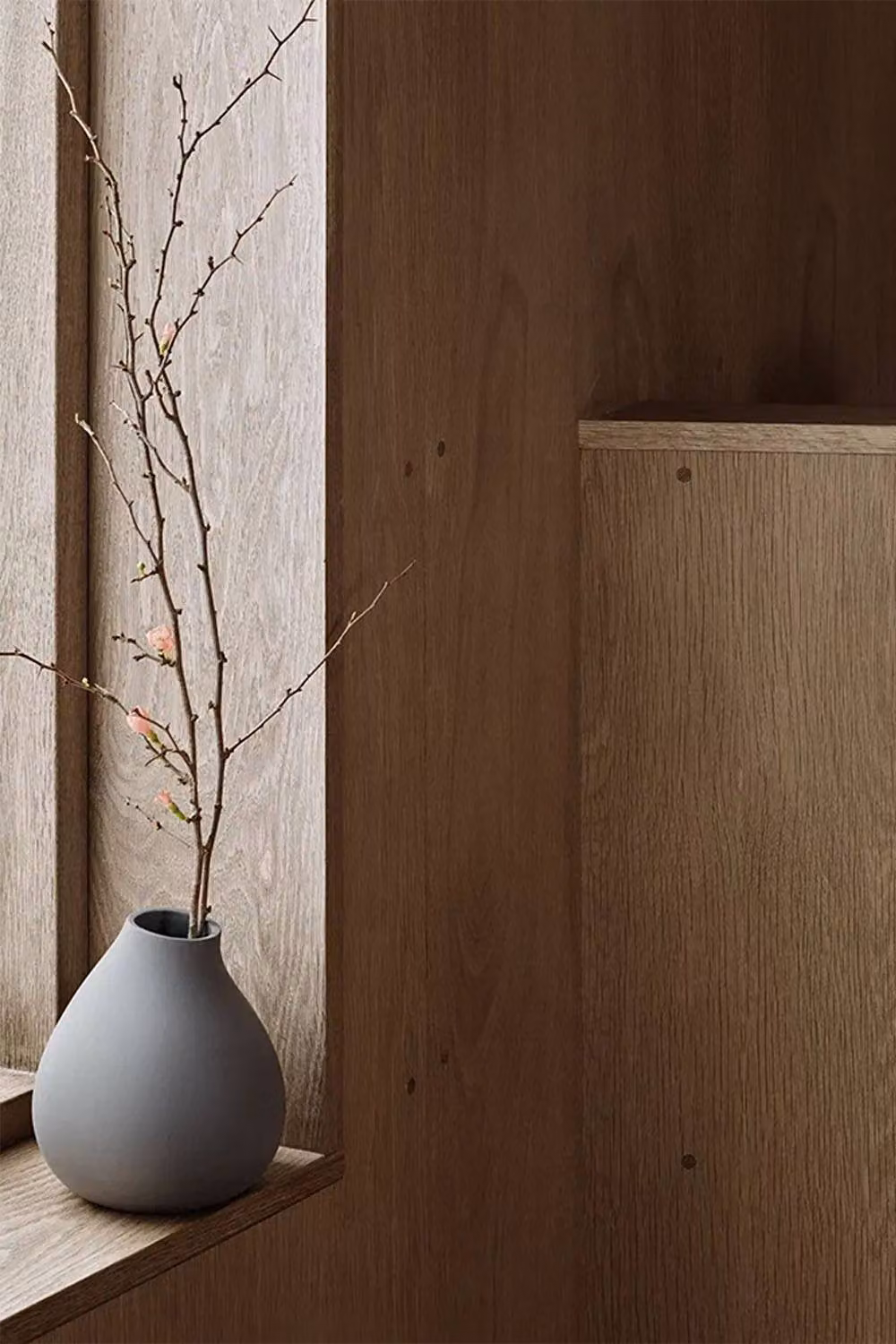 Blomus Nona Set of 3 Porcelain Vases in Grey – 2