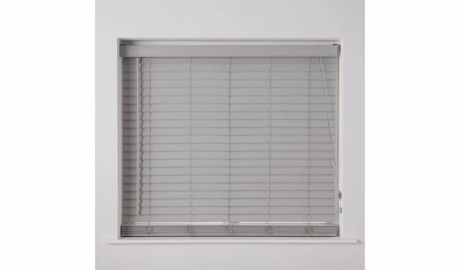 Cheap Furniture Warehouse 25mm Grey Faux Wood Venetian Blind W: 180 cm, H: 160 cm