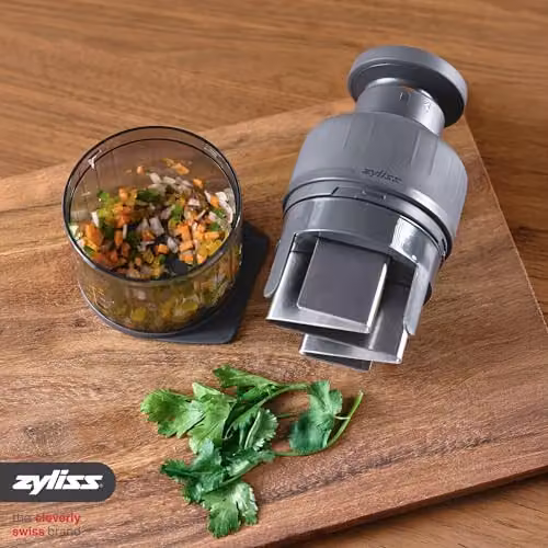 Zyliss Zick Zick 3 Manual Food and Onion Chopper in Grey with Stainless Steel Blades and Dishwasher Safe Container – 3