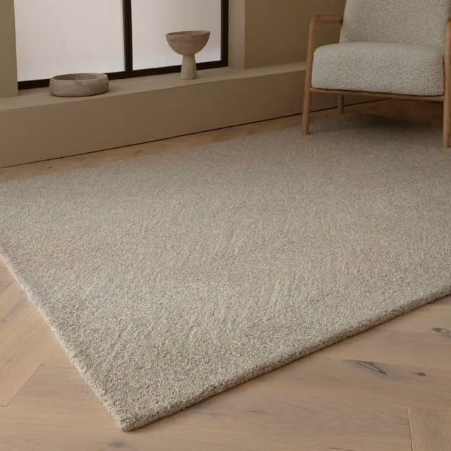 The Rug Shop UK Beige Handmade Modern Abstract Polyester Easy To Clean Rug W: 160 cm, D: 230 cm