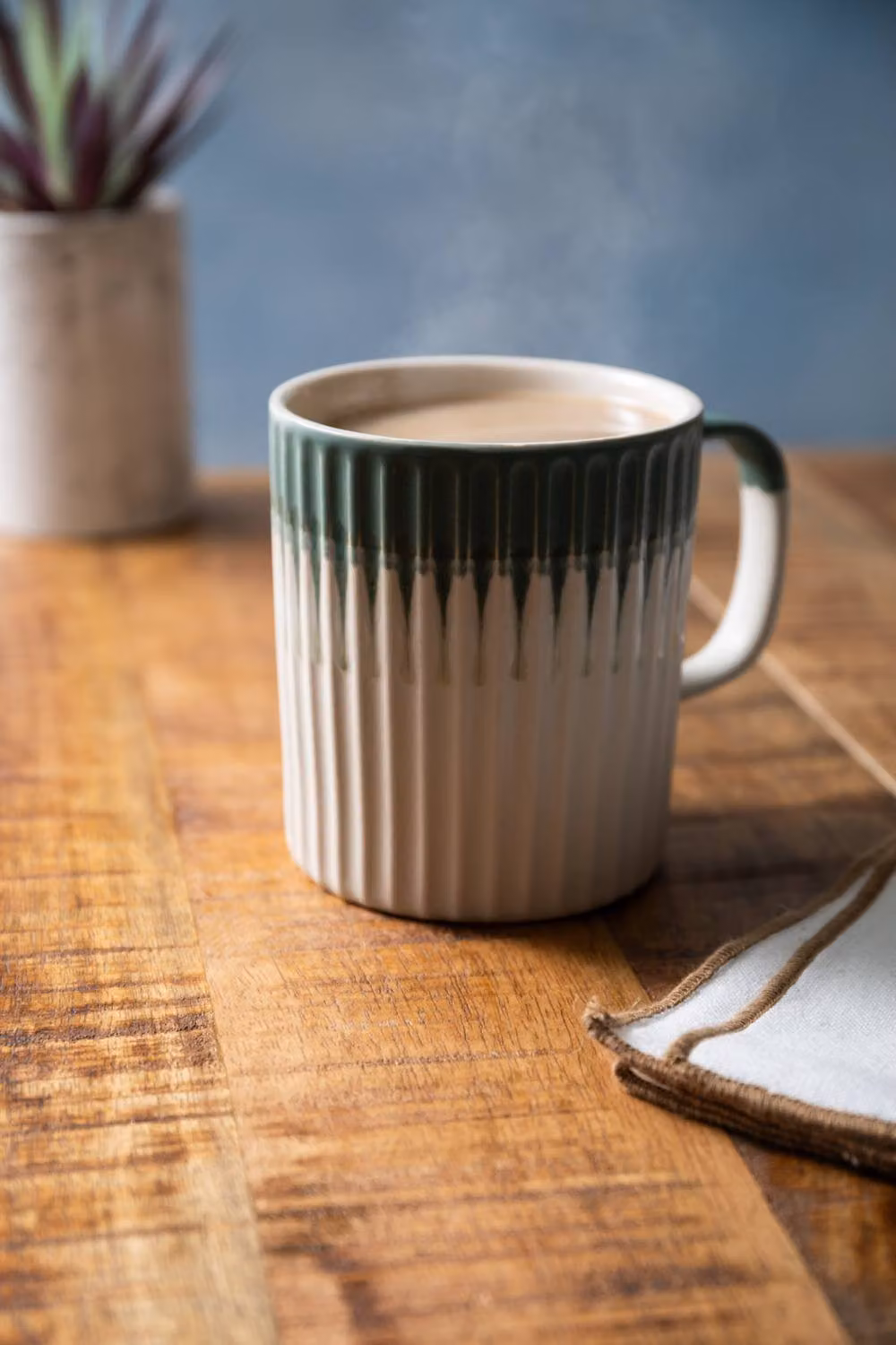 Mikasa Green Textured Stoneware Mug, 410ml – 5