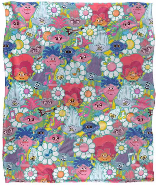 DreamWorks Trolls Floral Pattern Blanket, Multicolour, W: 152 cm, D: 127 cm – 1