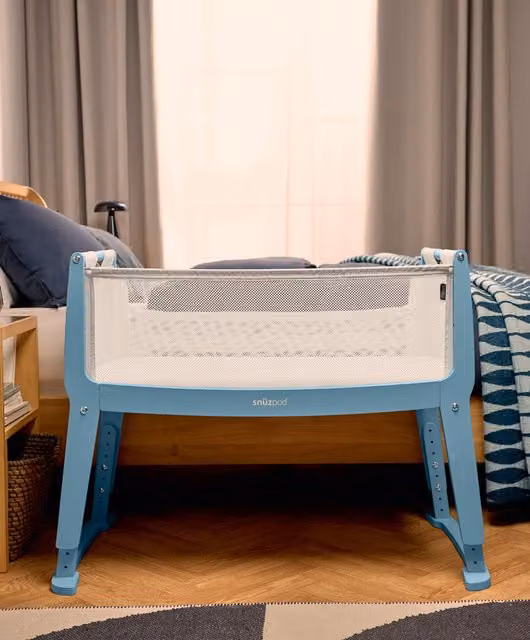 SnuzPod Studio Bedside Crib in Santorini Sky Blue