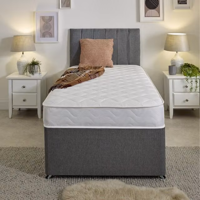 Starlight Beds Value Budget Hybrid Pocket Spring and Memory Foam Mattress in White, W/D/H: 120 x 200 cm