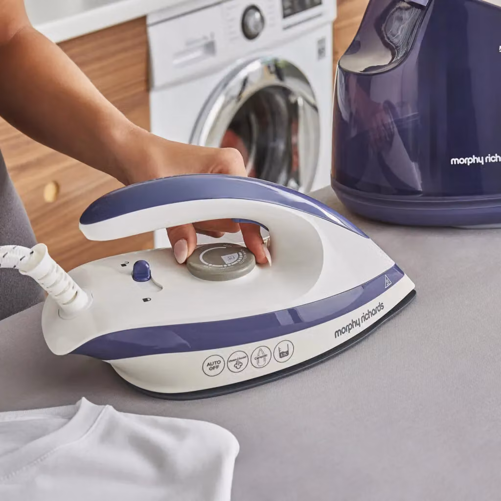Morphy Richards Speed Steam Generator Iron in Blue – 5