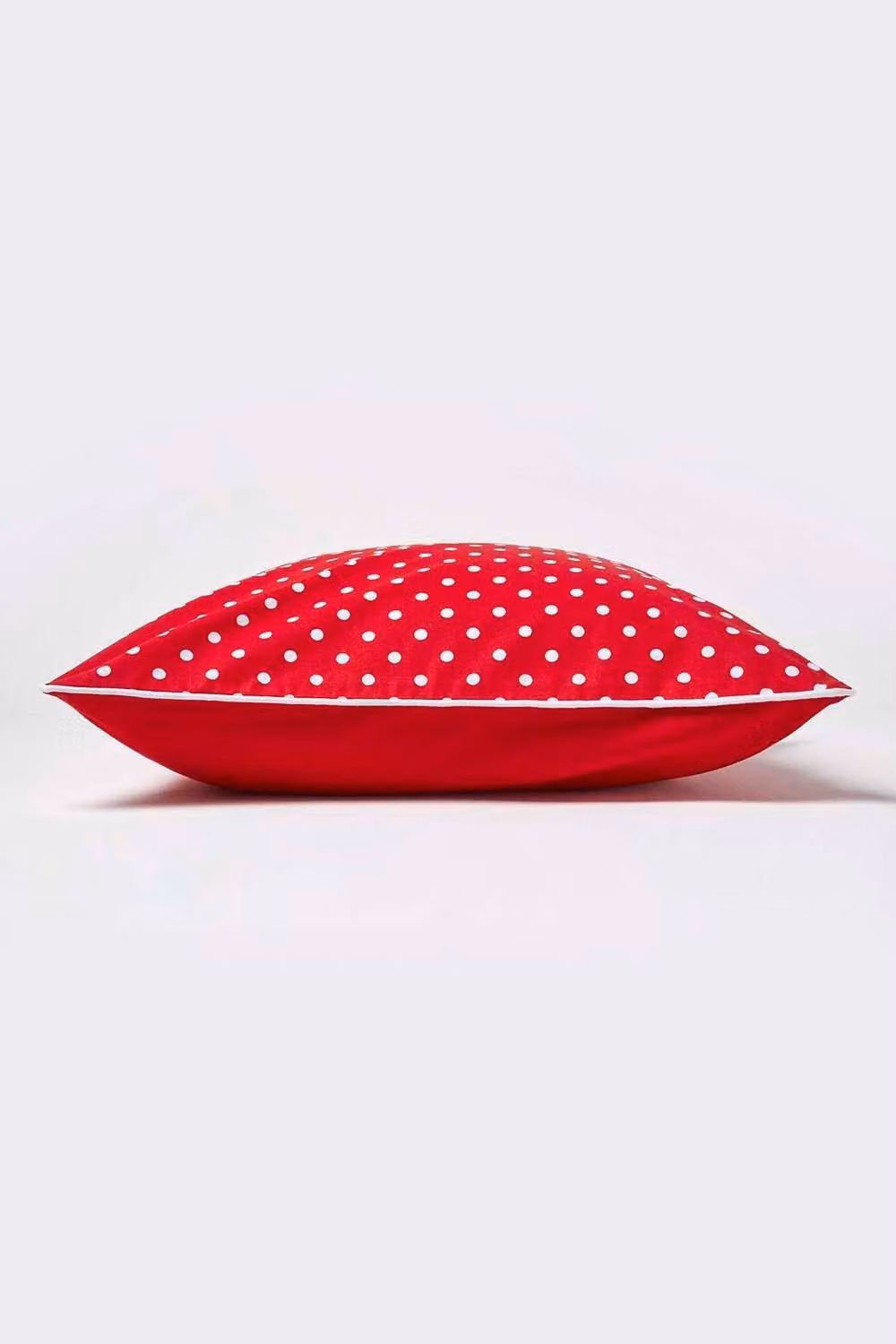Homescapes Red and White Polka Dot Cotton Square Cushion Cover, W/D/H: 30 x 30 x 30 cm – 2