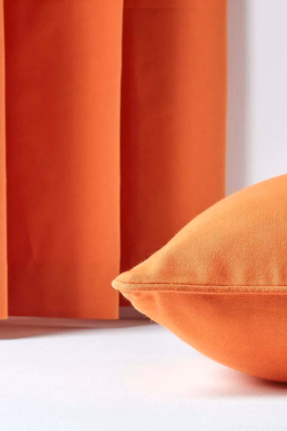 Homescapes Plain Cotton Square Cushion Cover in Orange, W/D/H: 60 x 60 x 60 cm – 3