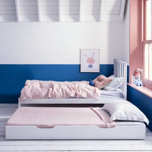 Noa and Nani Dorset Bed with Pull Out Trundle in White Solid Wood, 90 x 190 cm