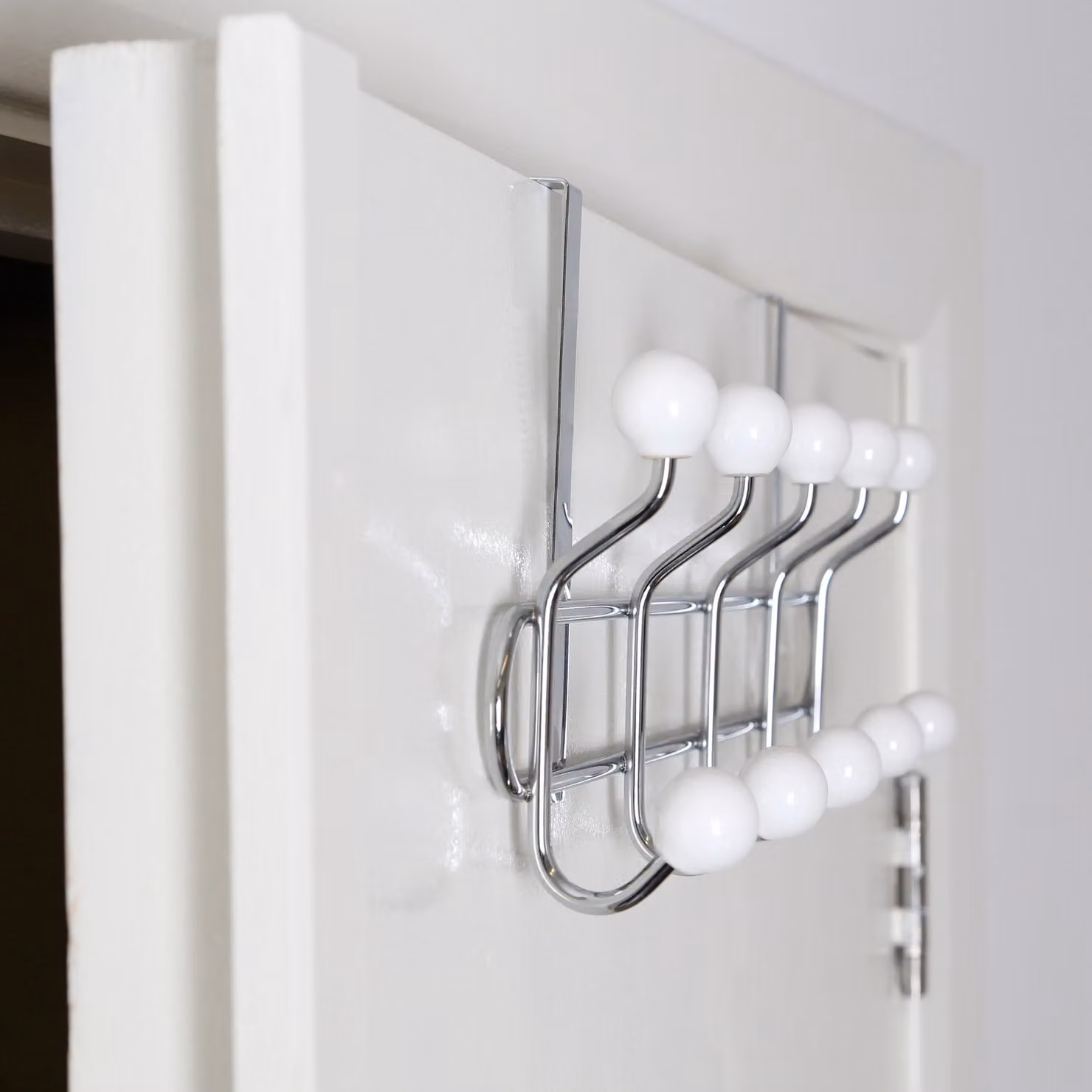 Orsina Over Door Hanger with 10 White Ceramic Ball Hooks and Metal Frame – 3