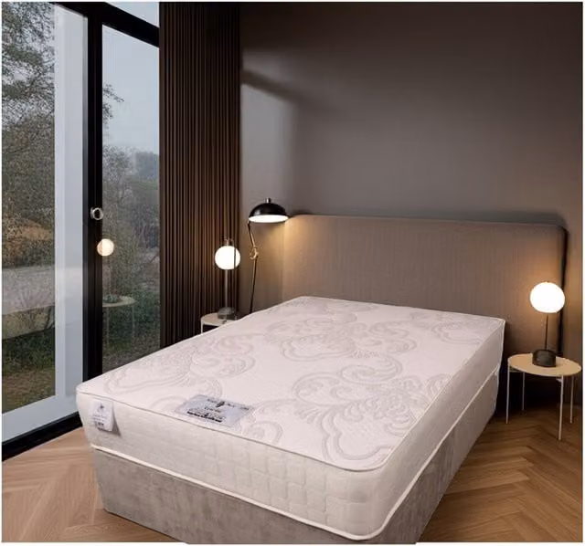 Knight Sleep Hybrid Memory Foam and Coil Spring Mattress in White, Super King, W/D/H: 200 x 200 cm