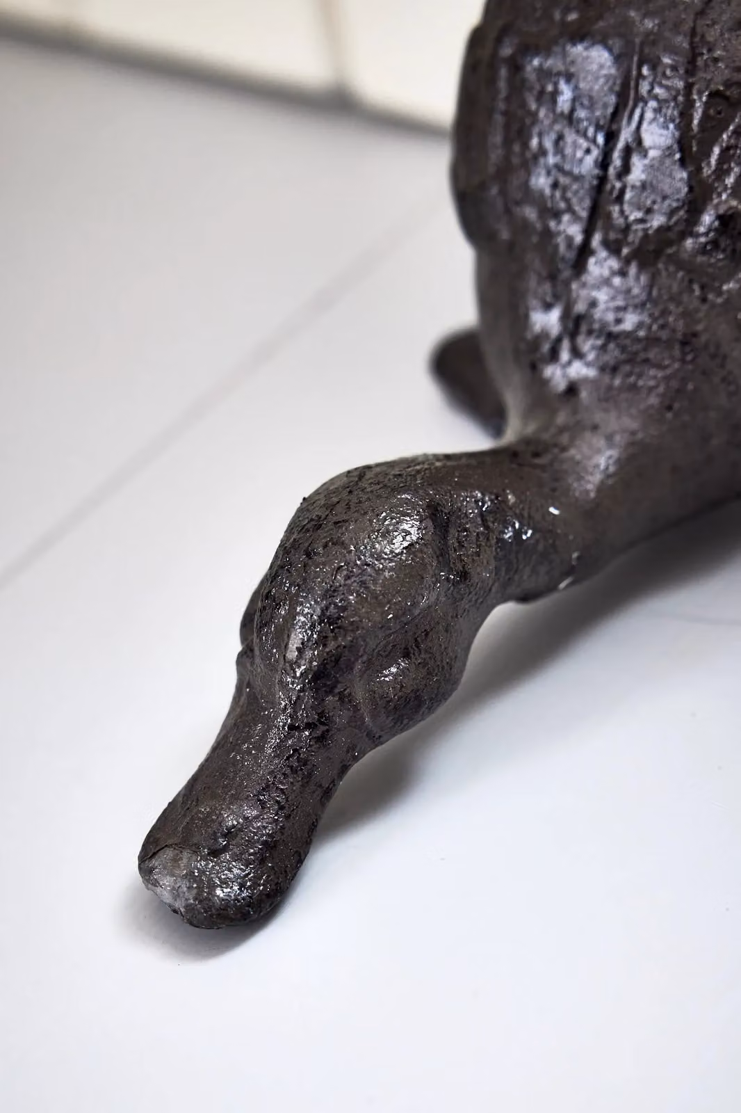 Dibor Antique Style Cast Iron Diving Duck Decorative Door Stopper in Brown – 3