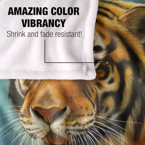 JQ Licensing Tiger and Cubs Silky Touch Super Soft Fleece Throw Blanket, Multicolour, W: 152 cm, D: 127 cm – 3