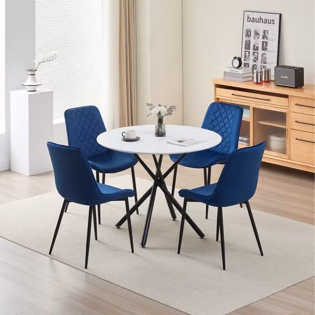 Madefor.living Seattle Round Dining Table and 4 Amelia Velvet Chairs in Blue