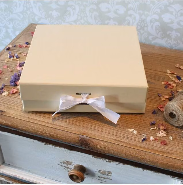KDMD Medium Cream Cardboard Keepsake Box – 1