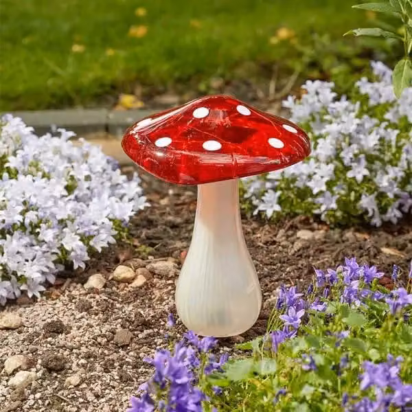 Marco Paul Red Solar Powered Mushroom Garden Ornament with Dusk Sensor – 2