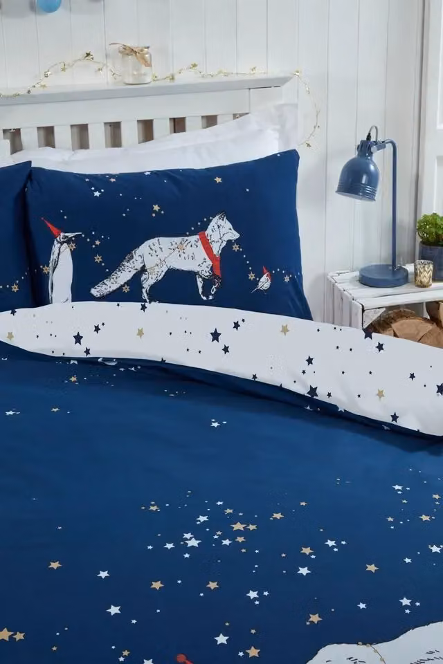 Rapport Home Christmas Polar Bears and Friends Reversible Duvet Cover and Pillowcase Set in Blue and Red, W/D/H: 200 x 200 cm and 50 x 75 cm – 2