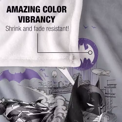 Warner Bros. Batman Purple Kanji Skyline Super Soft Fleece Throw Blanket, W: 91 cm x L: 147 cm – 3