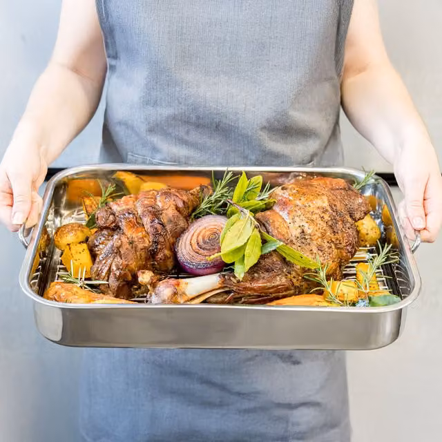 KitchenCraft Stainless Steel Rectangular Roasting Pan, Silver, W: 43 cm, D: 31 cm