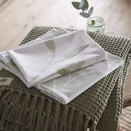 Drift Home Eliza Floral Duvet Cover Set in Green and White, W/D/H: 230 x 220 cm – 2