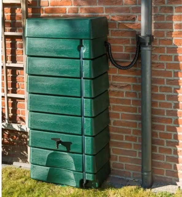 Hyma Garden 276 Litre Green Wall-Mounted Rain Tank with Downpipe Collector and Connectors