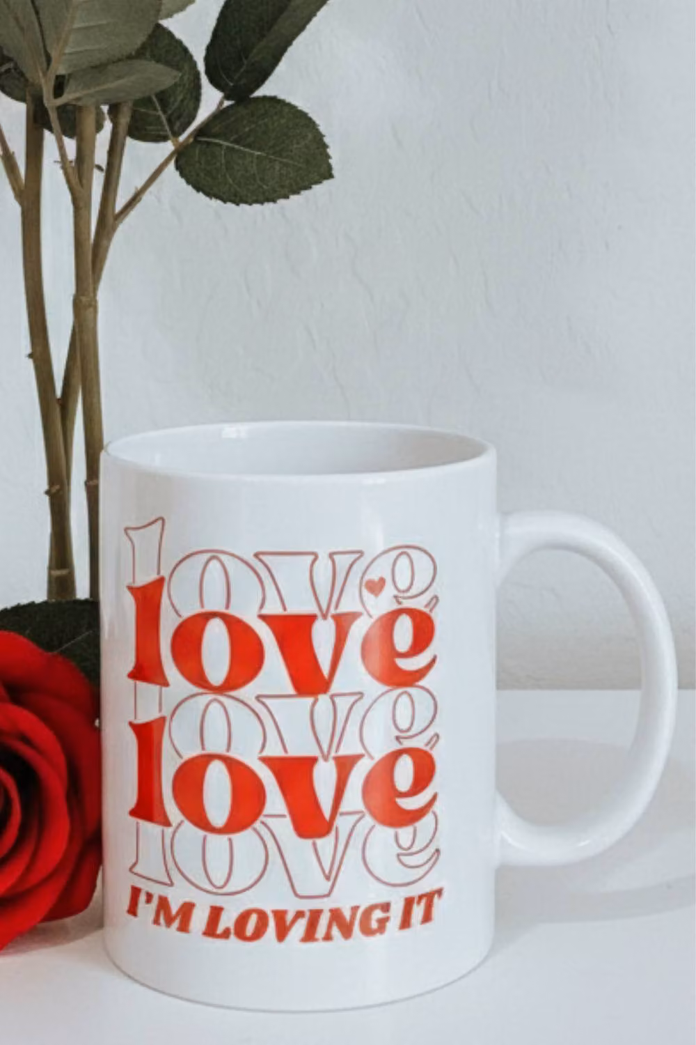 Dyzi Love Typography Printed Ceramic Mug, 330ml, White and Red – 3