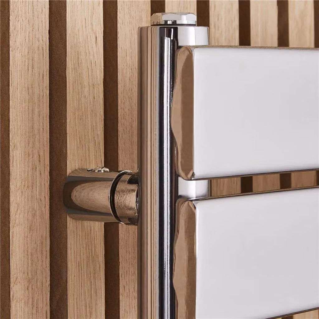 Clifton Chrome Vertical Bathroom Towel Radiator in Silver, H x W: 120 x 50 cm – 4