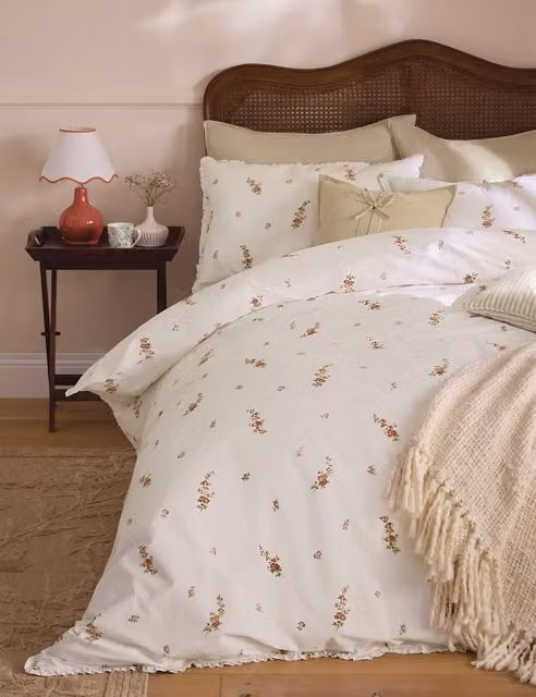Laura Ashley Elsie Bouquet 2 Pack Pure Cotton Percale Pillowcases in Ivory and Beige Floral Design