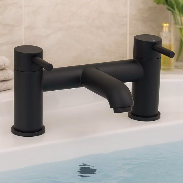Bathroom Kingdom Chepstow Bath Filler Tap in Matt Black