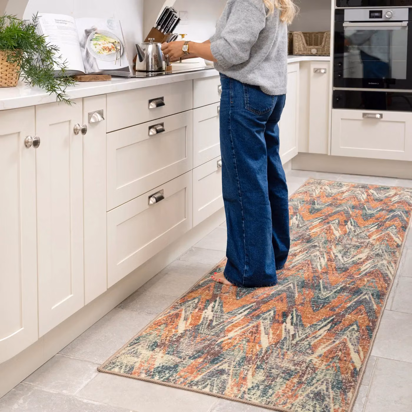 Kukoon Beige Multi-Colour Abstract Soft Chenille Washable Living Room Area Rug W/D/H: 120 x 170 cm – 3