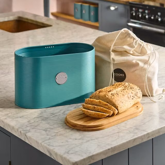 Cooks Professional Ribbed Bread Bin with Linen Bag and 2-in-1 Bamboo Cutting Board Lid in Petrol and Silver