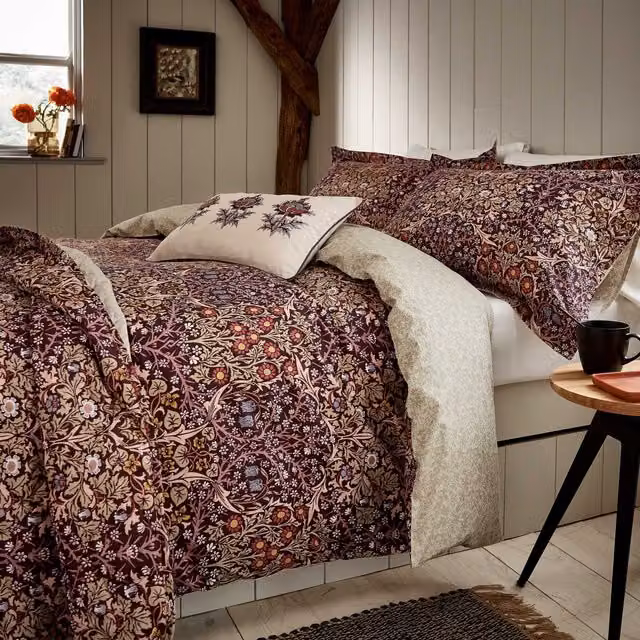 Morris & Co Blackthorn Kingsize Cotton Percale Duvet Cover Set with Pillowcases, Damson Purple Floral Design, W: 180 cm, H: 200 cm