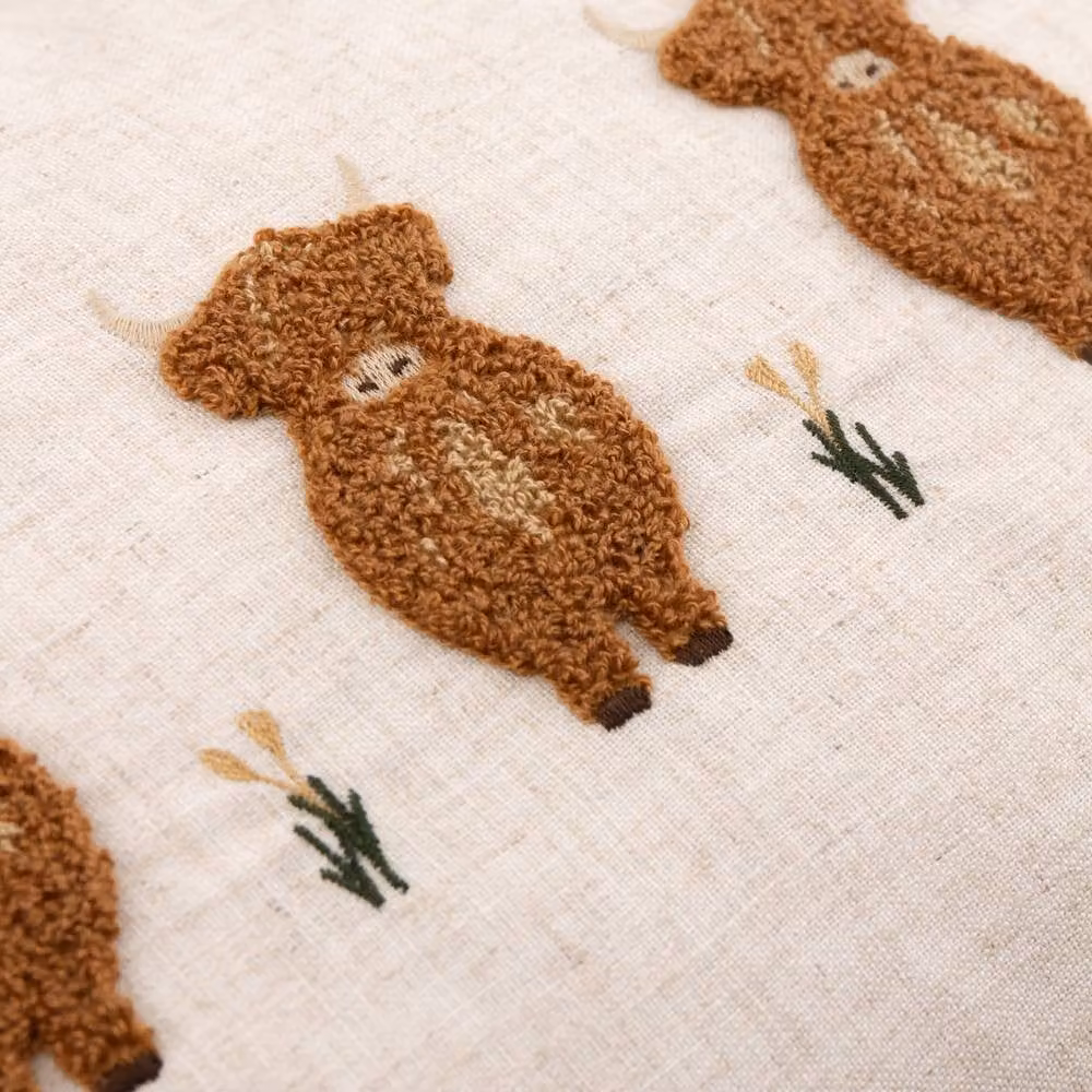Wylder Ramble Highland Cow Tufted Velvet Decorative Cushion in Multicolour, W: 50 cm, D: 30 cm, H: 1 cm – 3