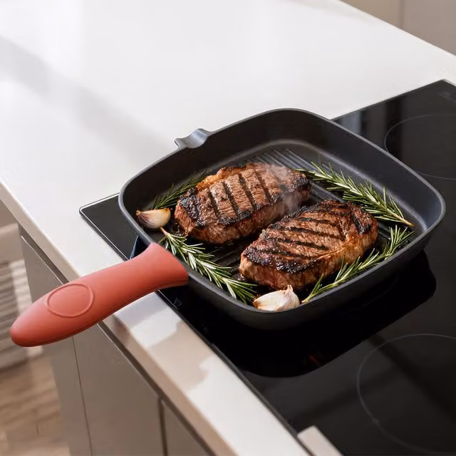 Toque Non-Stick Cast Iron Grill Pan Skillet, Black