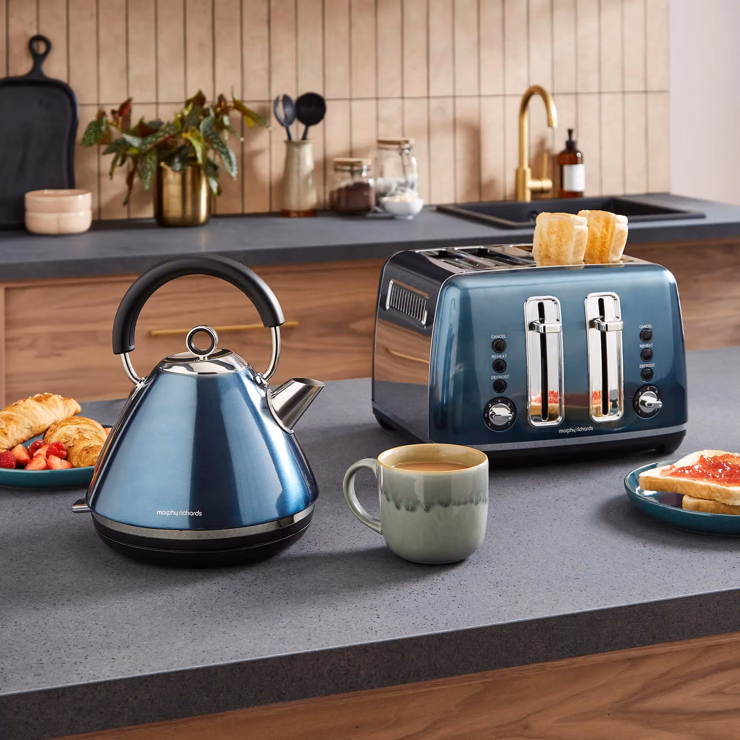 Morphy Richards Accents Metallic Kettle and Toaster Bundle in Blue – 2