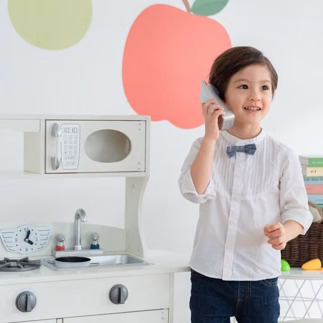 Teamson Kids Little Chef Westchester Retro Play Kitchen in White Wood