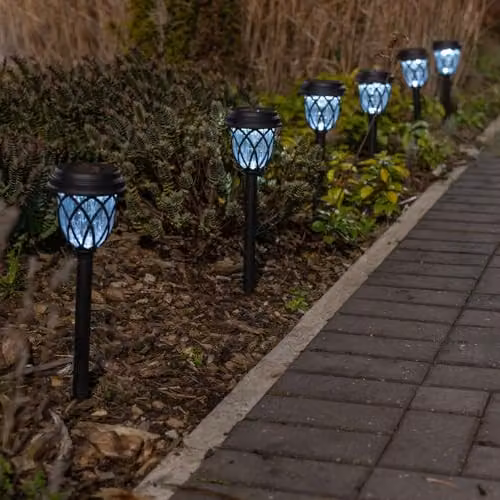 ValueLights Pack of 6 Black Diamond Solar Powered Ground Spike Lights for Garden and Patio Decor – 2