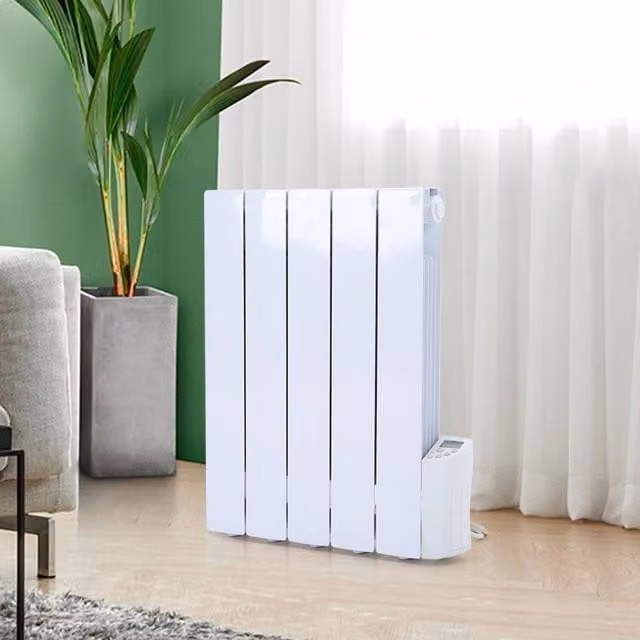 Livingandhome 900W White Oil Filled Radiator with Frost Protection